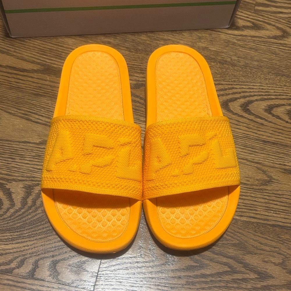 APL Women's Techloom Slide - Mango